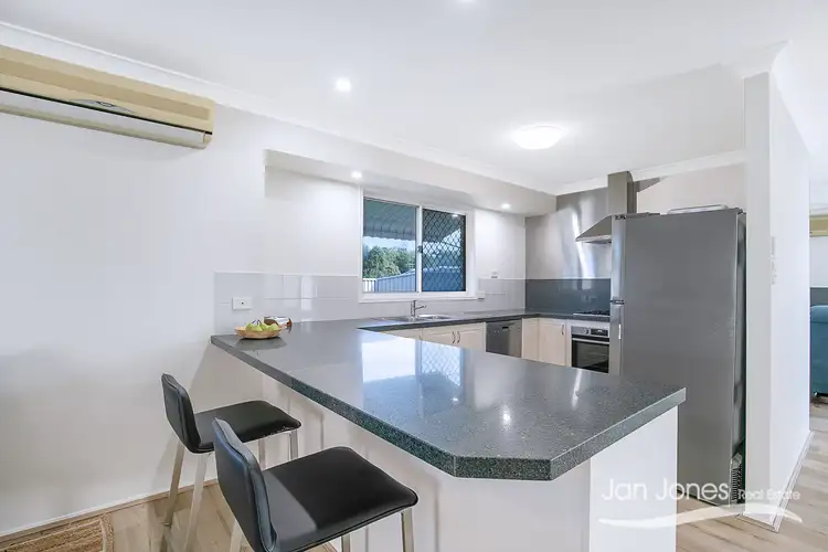 Fifth view of Homely house listing, 2 Kirribilli Street, Kippa-ring QLD 4021