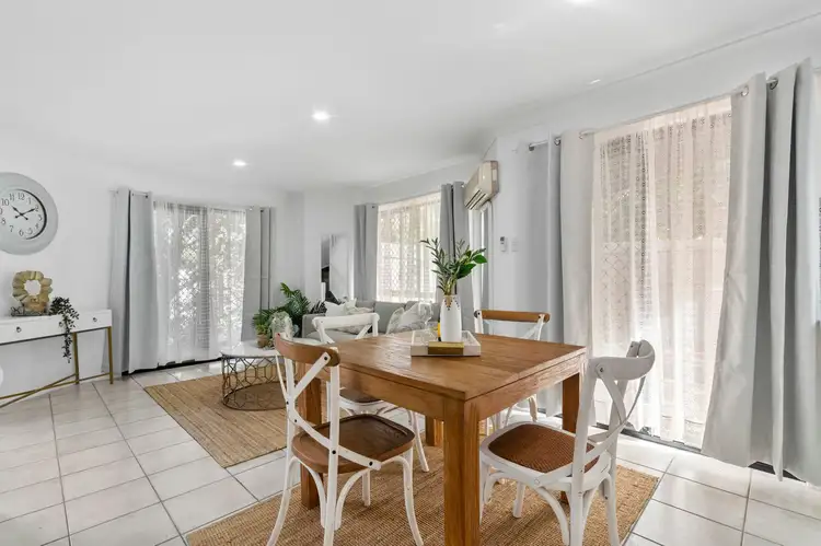 Fifth view of Homely townhouse listing, Unit 6/1158 Cavendish Rd, Mount Gravatt East QLD 4122