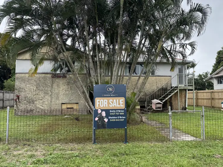 10 Hinton St, Mackay QLD 4740
