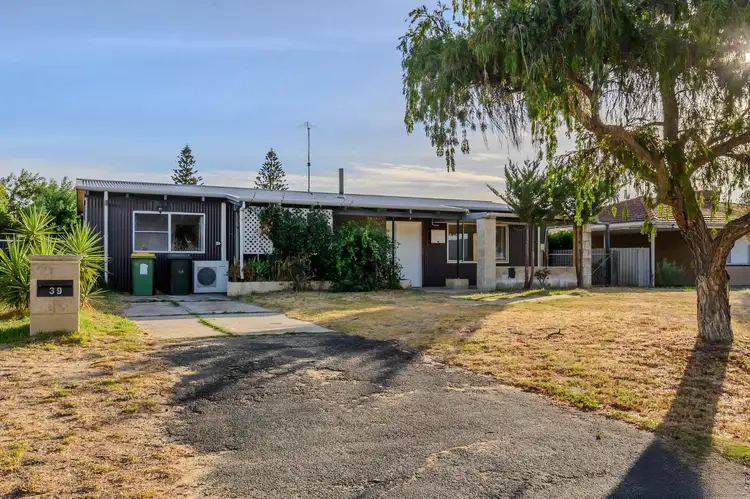 39 Gillark Street, Dudley Park WA 6210