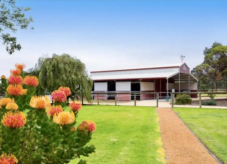 403 De Haer Rd, Wandi WA 6167
