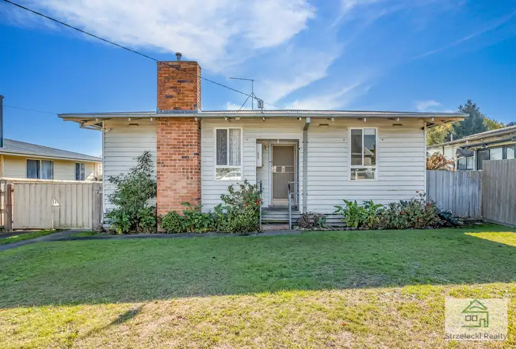 8 Phillip St, Moe VIC 3825