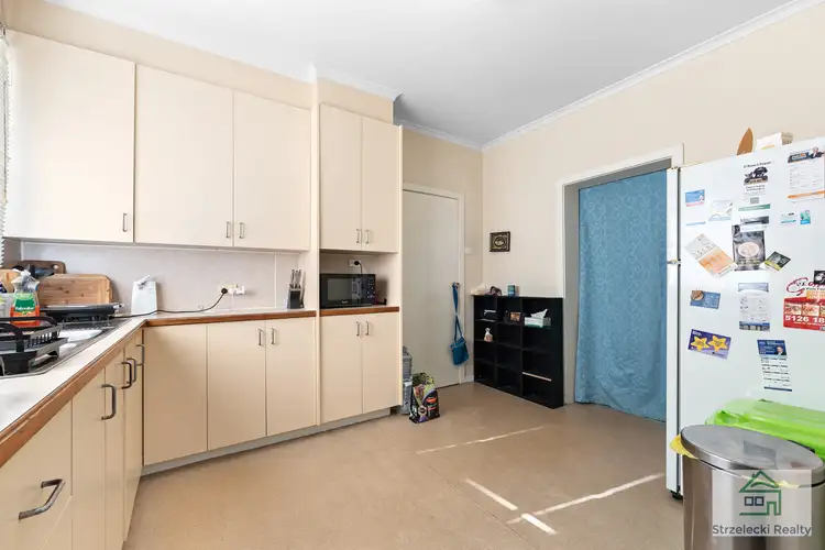 Fifth view of Homely house listing, 8 Phillip St, Moe VIC 3825