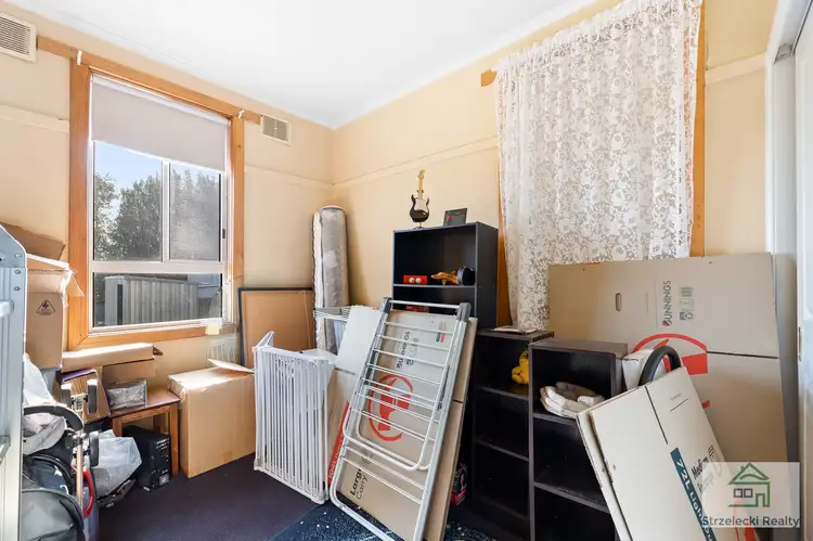 Seventh view of Homely house listing, 8 Phillip St, Moe VIC 3825