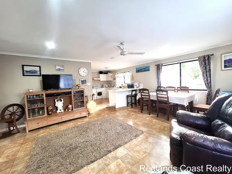 Second view of Homely house listing, 5 Morwong St, Macleay Island QLD 4184