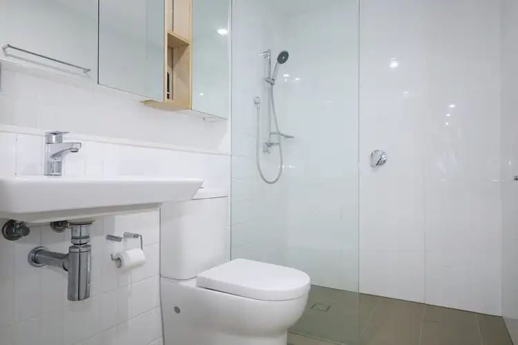 Fourth view of Homely apartment listing, 2/8 Saunders Close, Macquarie Park NSW 2113