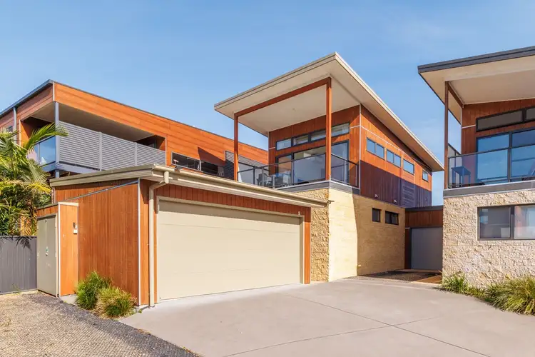 Unit 5/6 Lake St, Eden NSW 2551