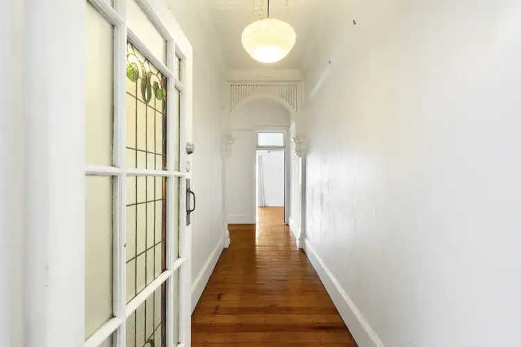 Third view of Homely unit listing, Unit 5/35 Hillside Cres, Hamilton QLD 4007