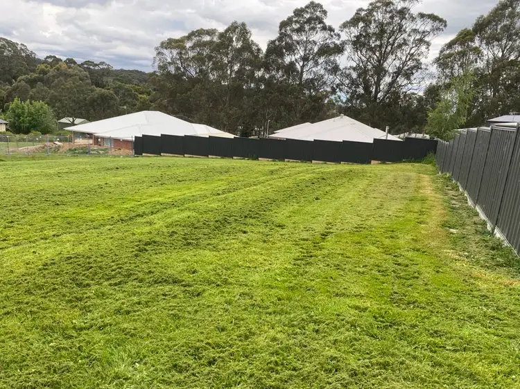 6 Lyndhurst Street, Gordon VIC 3345