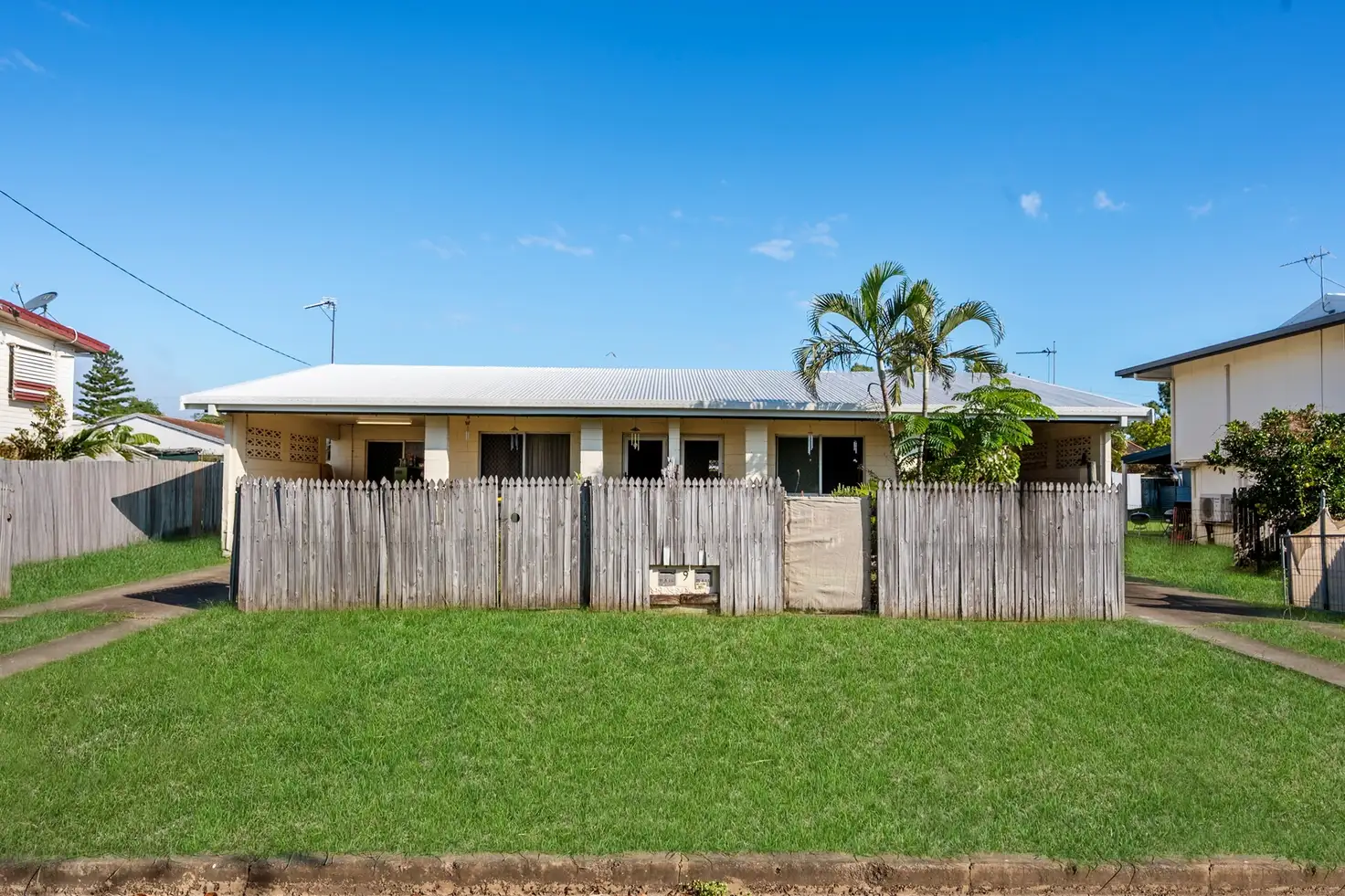 Main view of Homely block of units listing, 9 Neill St, Kirwan QLD 4817