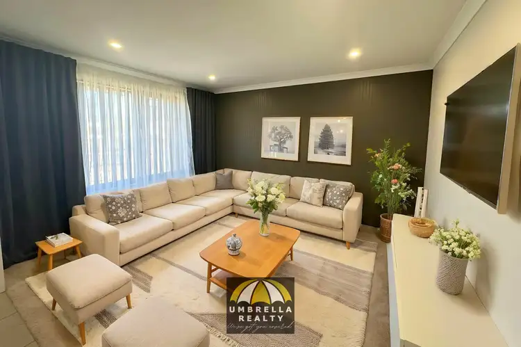 Second view of Homely house listing, 32 Arrowsmith Dr, Dalyellup WA 6230