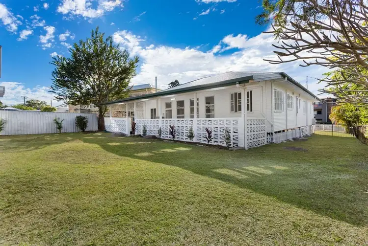 41 Railway St, Booval QLD 4304