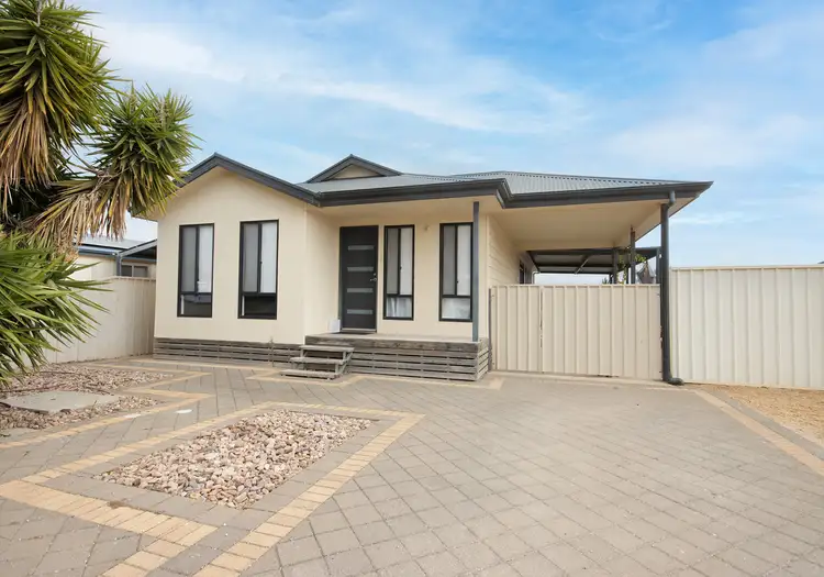 8 Jamieson Way, Wallaroo SA 5556