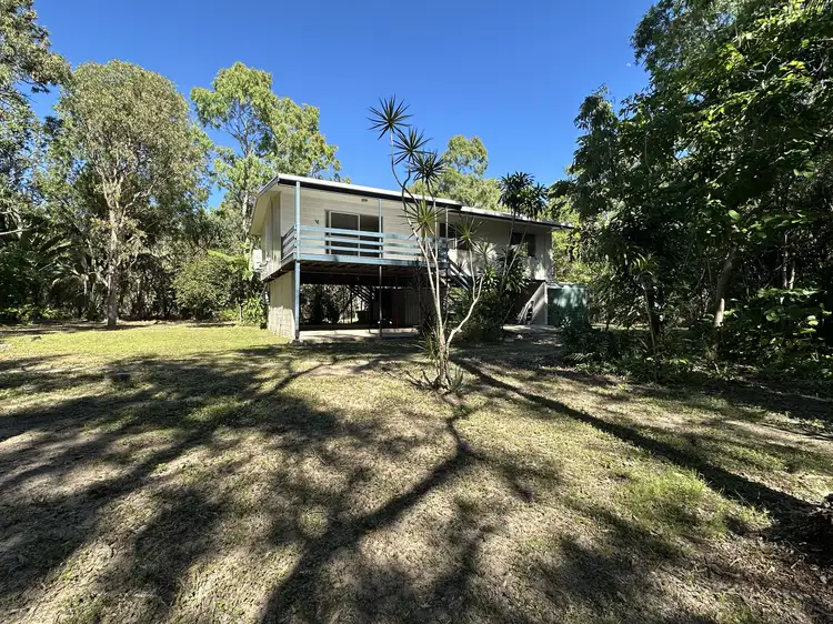 16-28 Hollins St, Horseshoe Bay QLD 4819