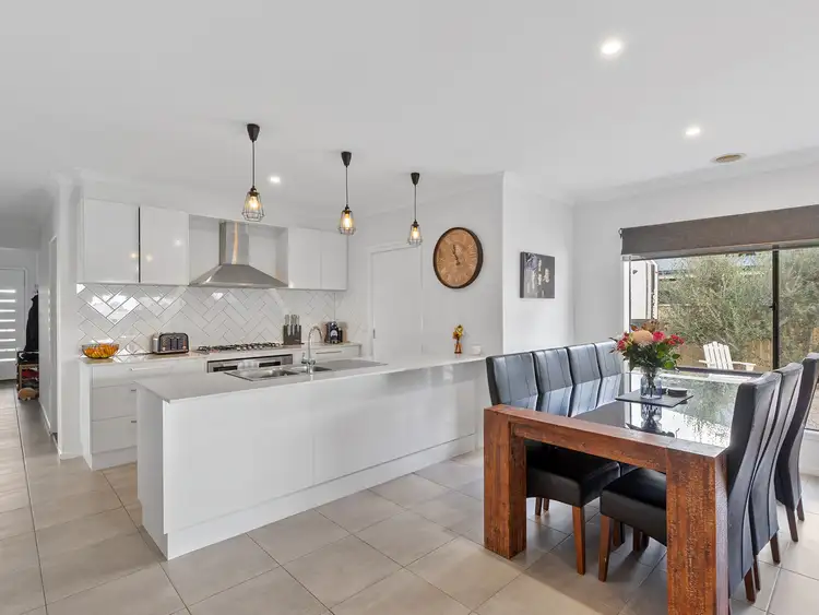 Fifth view of Homely house listing, 8 Riverview Ct, Barooga NSW 3644