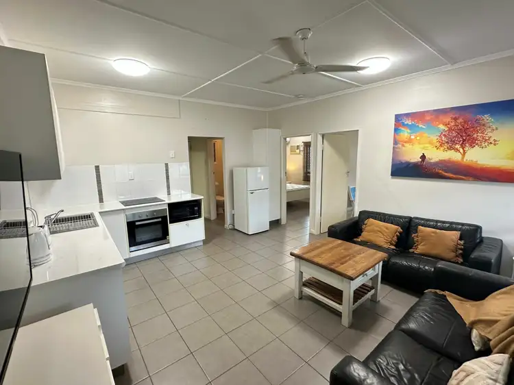 Unit 2/10 O'Reilly St, Mundingburra QLD 4812