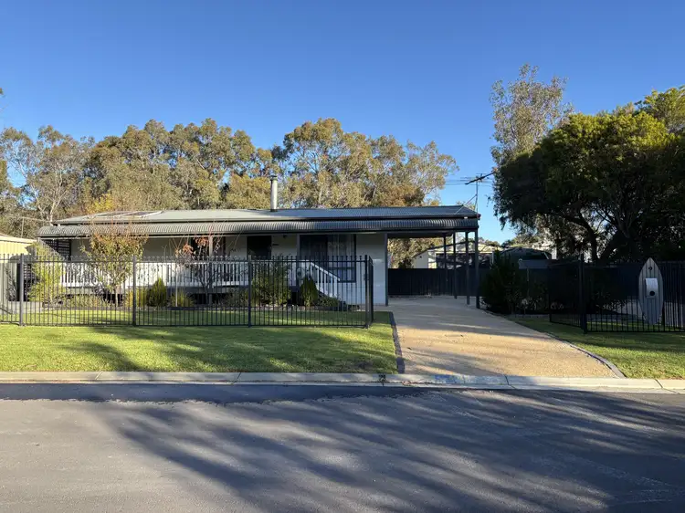9 Kennett St, Meadows SA 5201