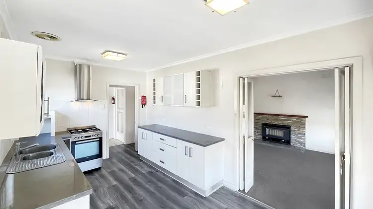 Fifth view of Homely house listing, 15 Green Street, Morwell VIC 3840