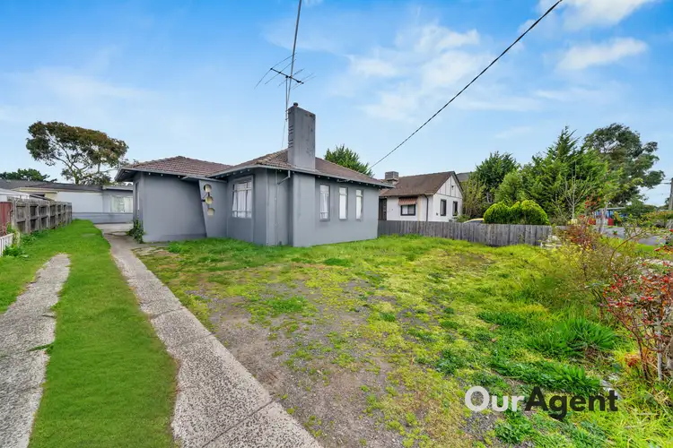 4 Rowan St, Glenroy VIC 3046