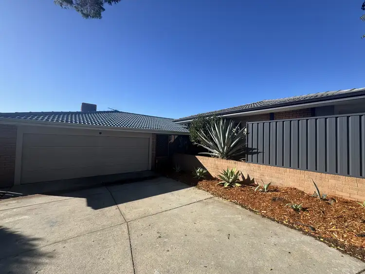 Second view of Homely house listing, 2 Casey Court, Kingsley WA 6026