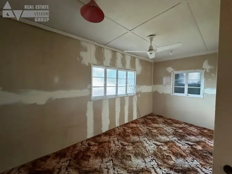 Seventh view of Homely house listing, 27 Dundas St, Emerald QLD 4720