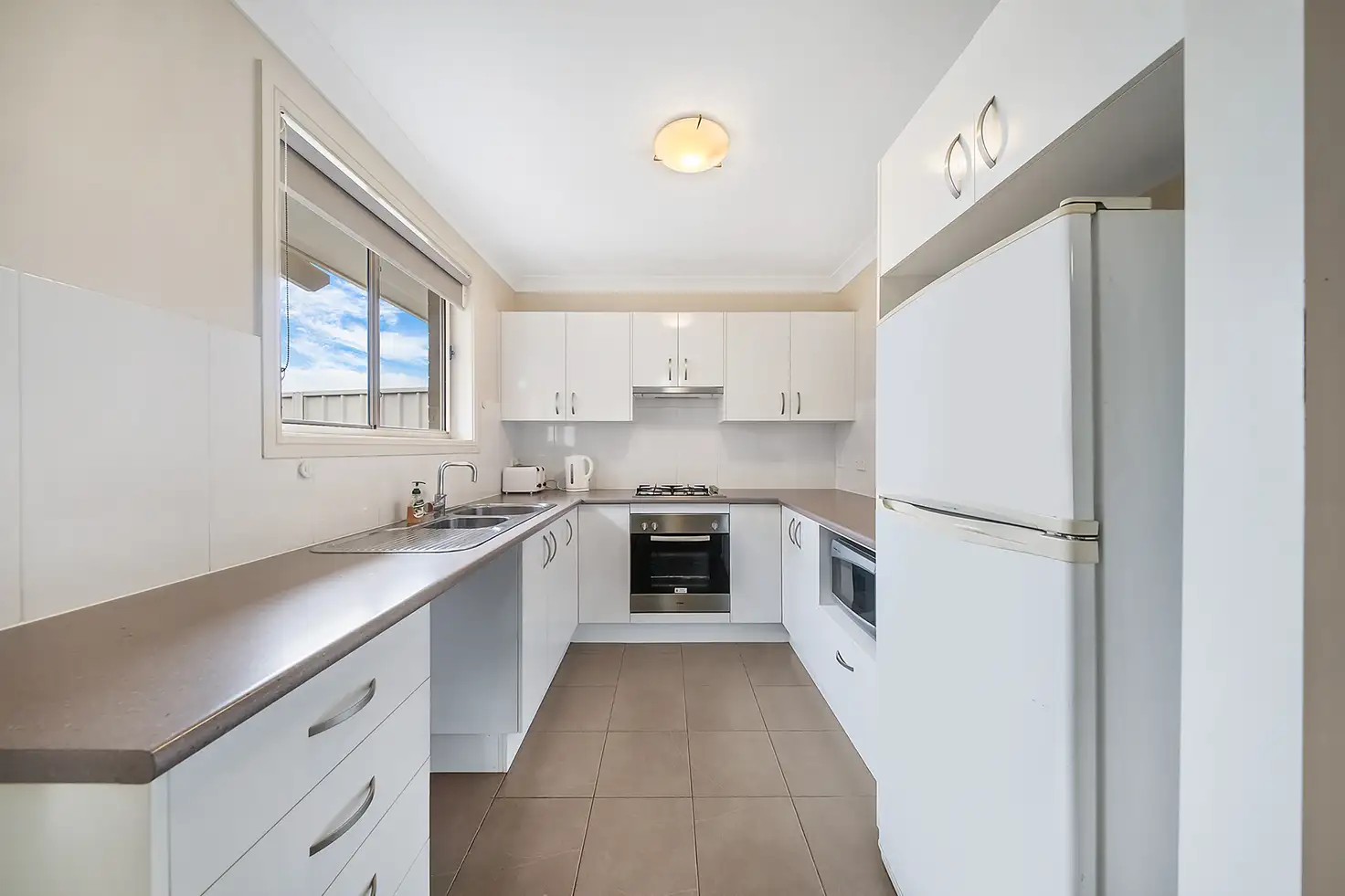 Main view of Homely unit listing, Unit 4/96 Rawson St, Aberdare NSW 2325