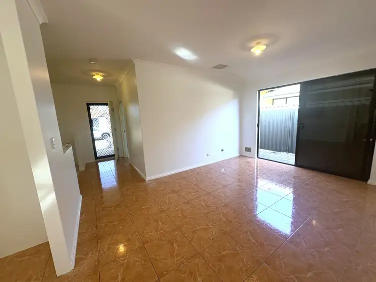 Fourth view of Homely house listing, 5 Vaspar Link, Aveley WA 6069
