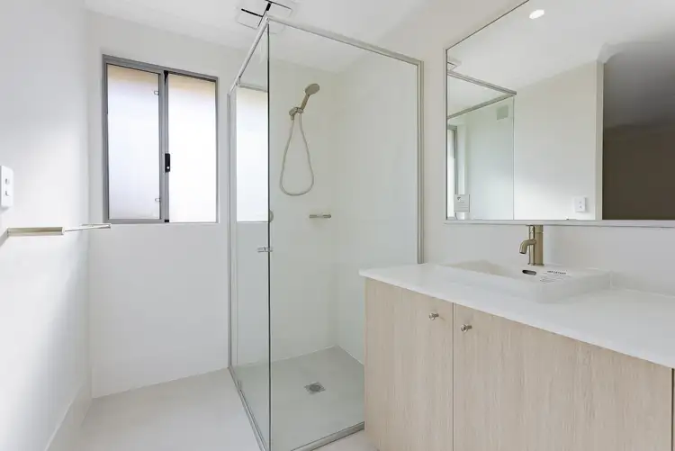 Fifth view of Homely house listing, 4 Dahlia Rise, Alkimos WA 6038