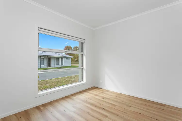 Sixth view of Homely house listing, 1 Hunt Court, Walwa VIC 3709