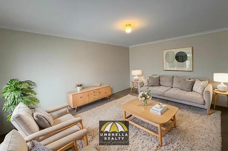 Second view of Homely house listing, 10 Garnet Way, Dalyellup WA 6230