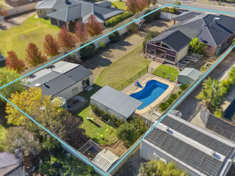 Third view of Homely house listing, 8 Maxwell Drive, Wahgunyah VIC 3687