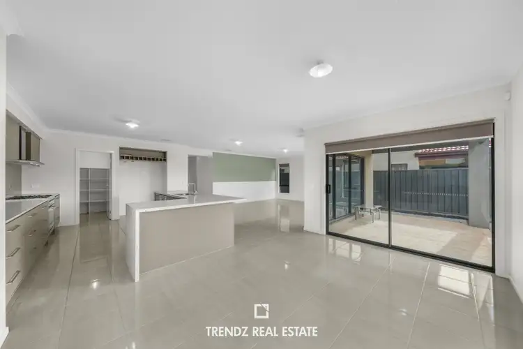 9 Altezze Dr, Truganina VIC 3029