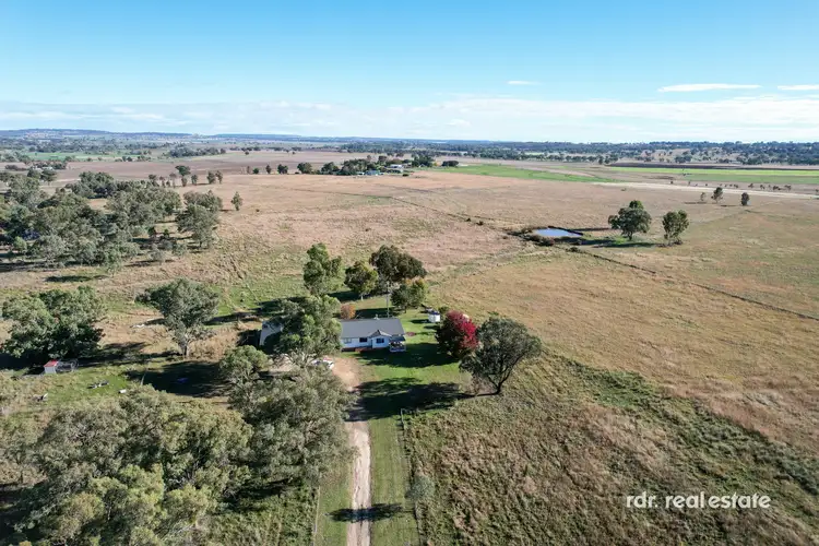 75 Nullamanna Road, Inverell NSW 2360