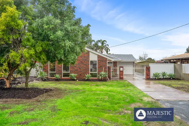 28 Tullamore Ave, Thornlie WA 6108