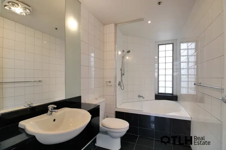 Second view of Homely apartment listing, Unit 4/21 Wellington St, St Kilda VIC 3182