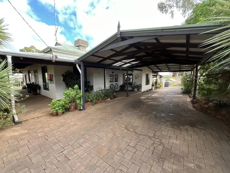 20 Selby St, Northam WA 6401