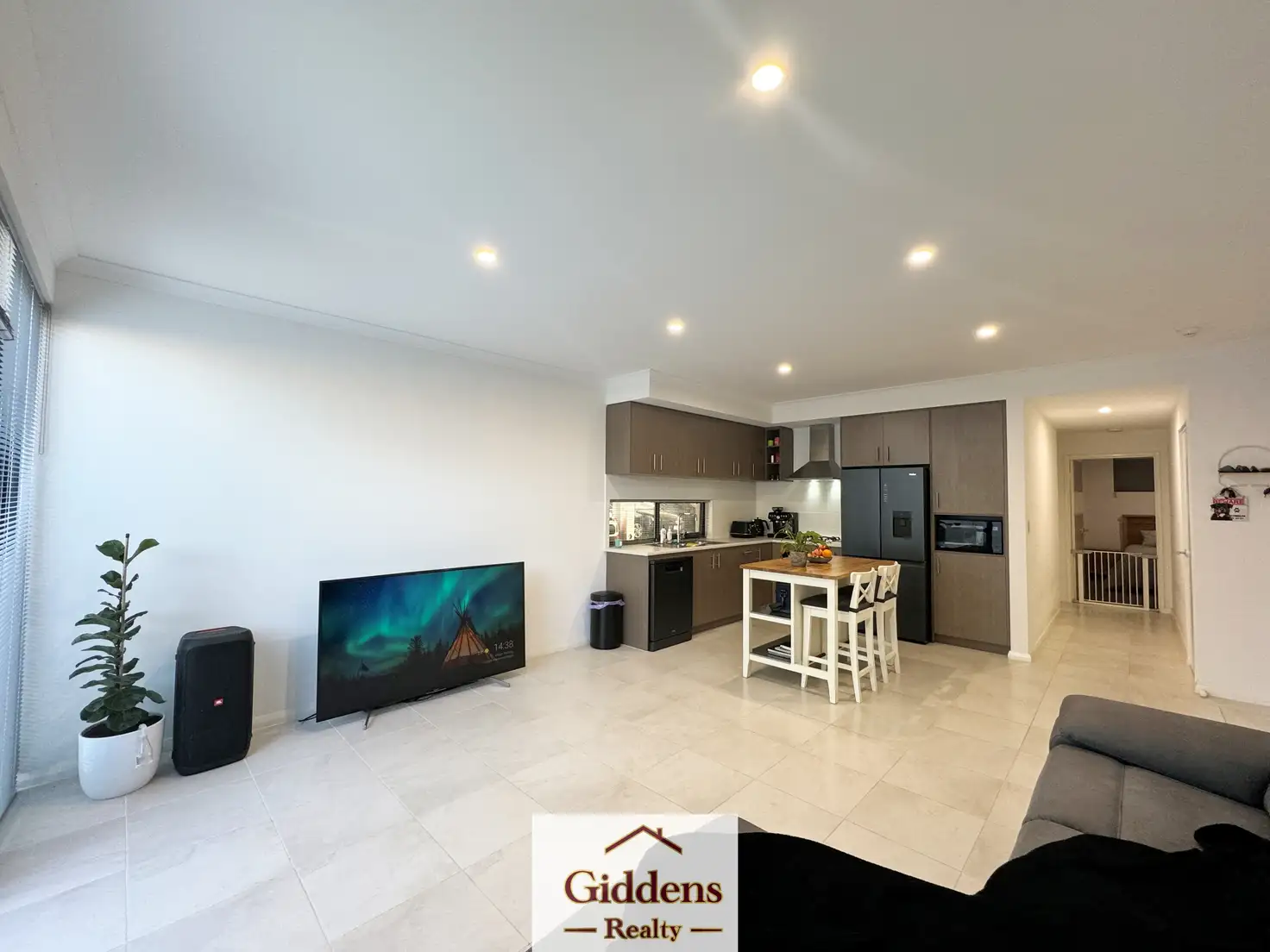 Main view of Homely unit listing, Unit 5/18 Miranda Cres, Coolbellup WA 6163