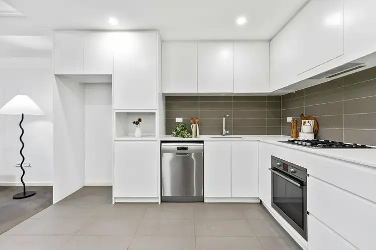 Third view of Homely unit listing, Unit 10/2 Bouvardia St, Asquith NSW 2077