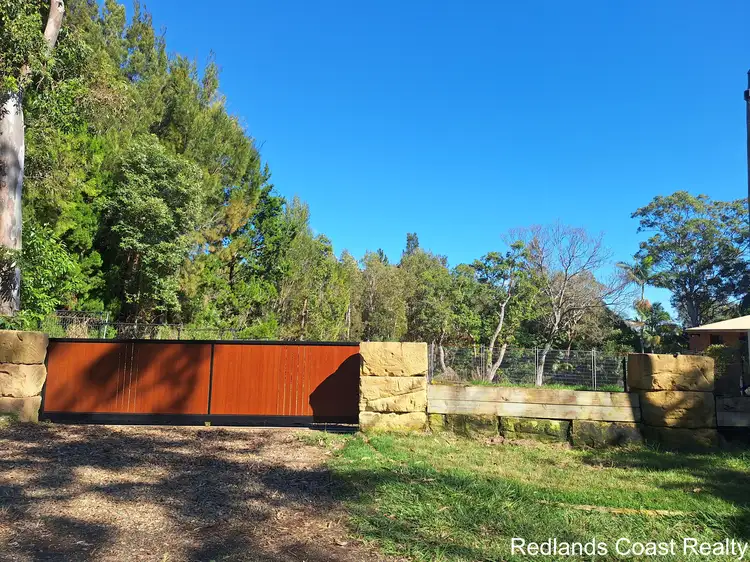 35 Piccaninny St, Macleay Island QLD 4184