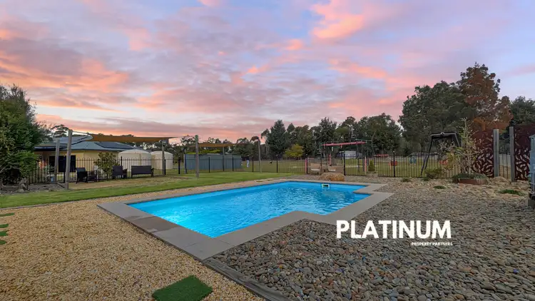 141 Old Berrara Rd, Sussex Inlet NSW 2540