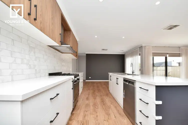 Third view of Homely house listing, 8 Learmonth Ave, Kialla VIC 3631