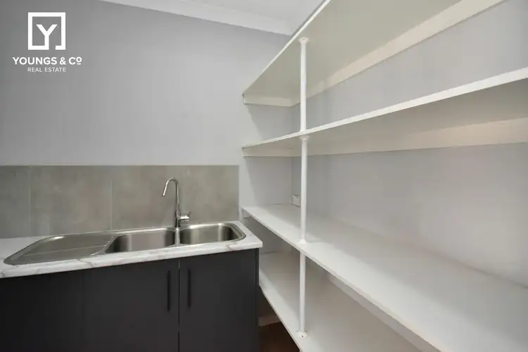 Sixth view of Homely house listing, 8 Learmonth Ave, Kialla VIC 3631