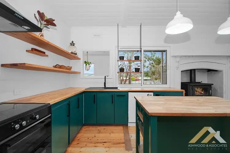 7 Ronald St, Bruthen VIC 3885