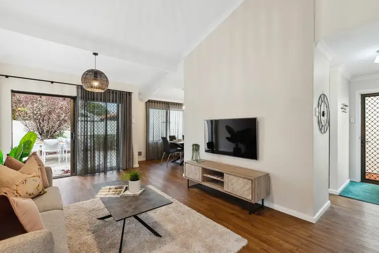 7/51 Park Street, Como WA 6152