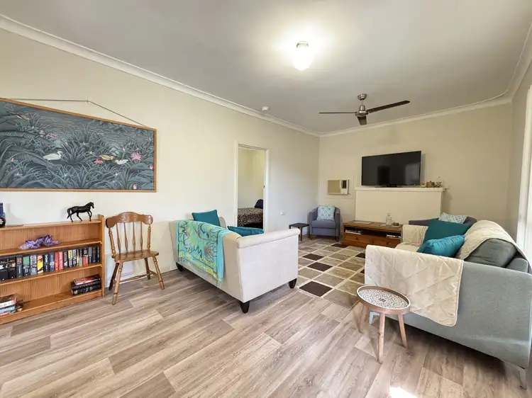104A Jubilee St, Beckenham WA 6107