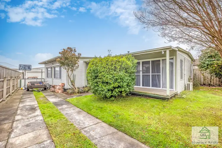 21 Central Ave, Newborough VIC 3825