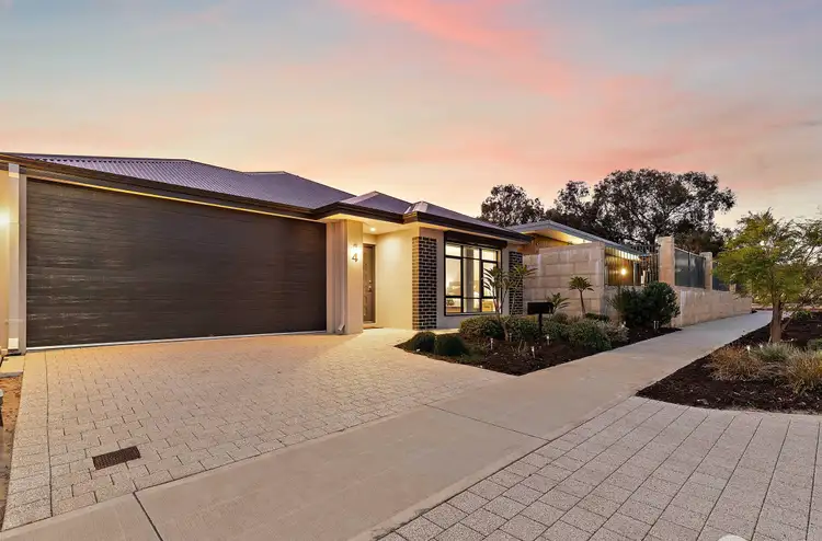 4 Trinity Way, Wellard WA 6170