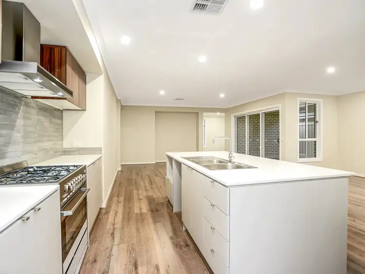 Sixth view of Homely house listing, 10 Tolsford Ave, Mount Barker SA 5251