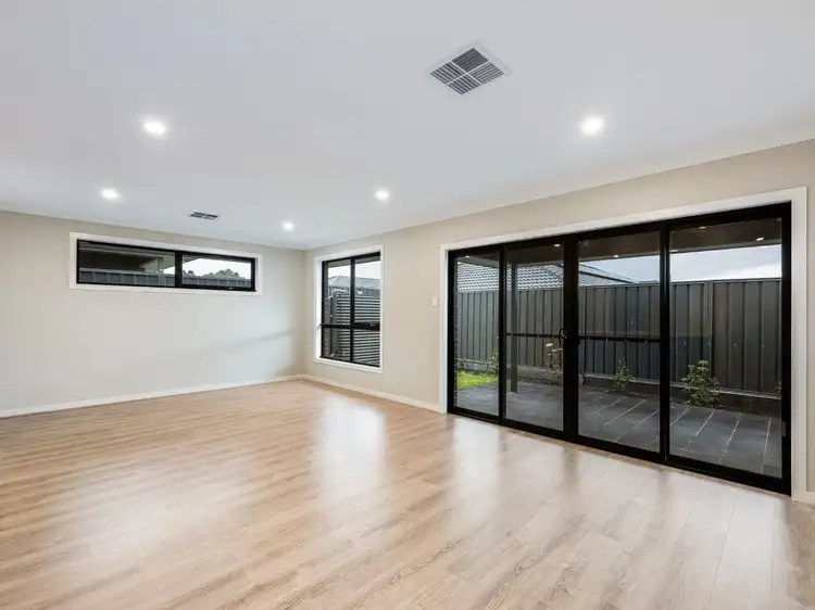 Fifth view of Homely house listing, 9 Hamilton Court, Mount Barker SA 5251