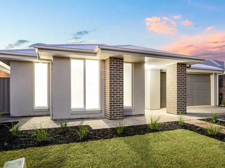 6 Newbury St, Mount Barker SA 5251